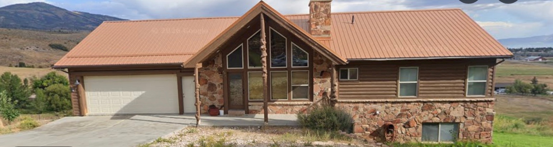 Current exterior of 495 W Buttercup Ln